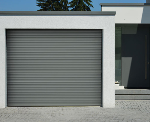 Gar&aacute;žov&aacute; vrata a br&aacute;ny